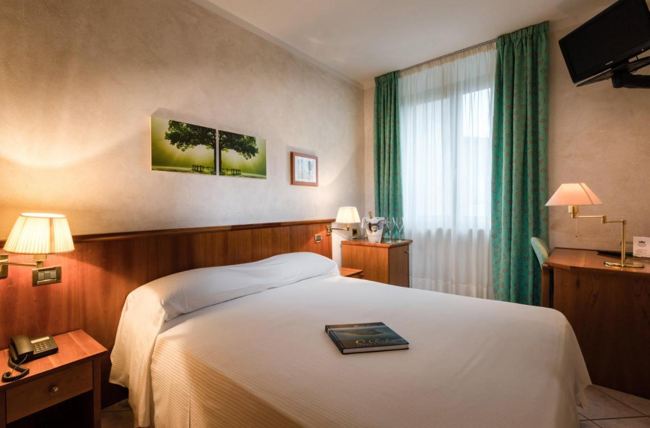 Hotel Corte Regina Сирмионе Экстерьер фото